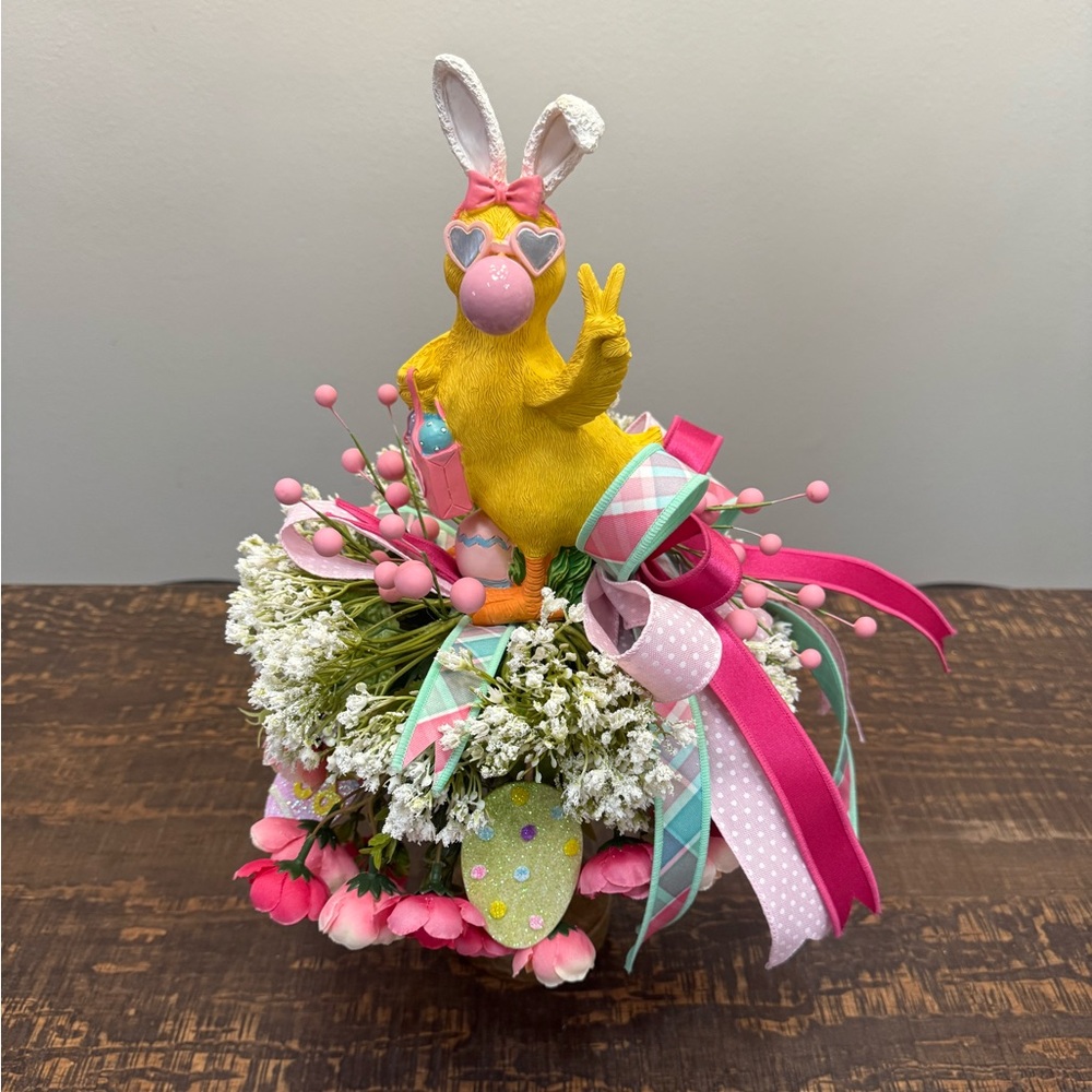 Spring Easter Bougie Chick Centerpiece